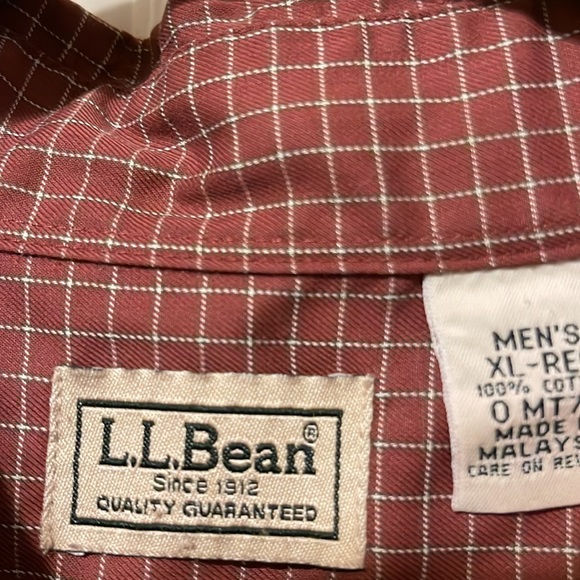 LL Bean men’s button down. Size XL - Picture 3 of 4